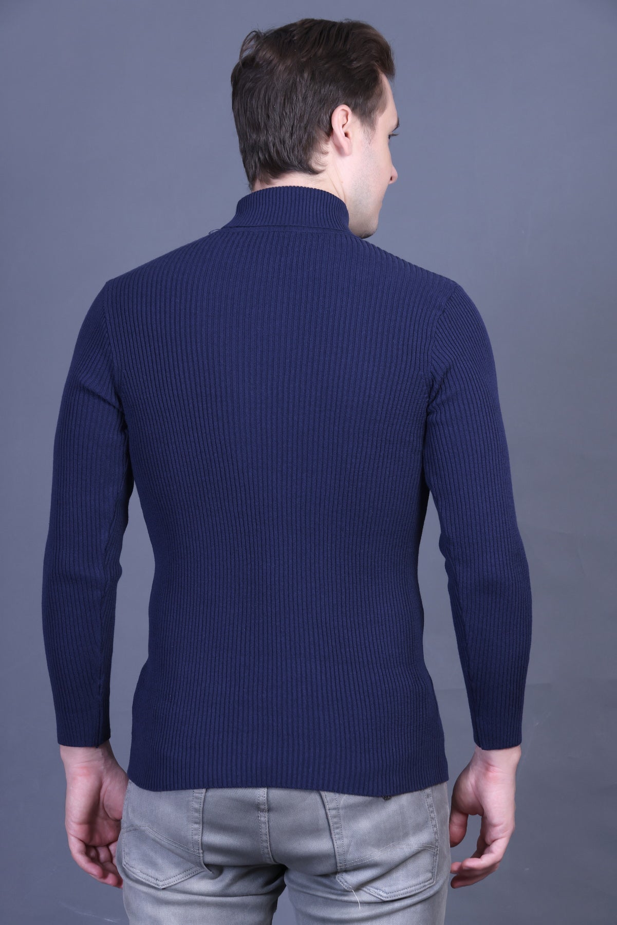 Ribbed Round neck sweater