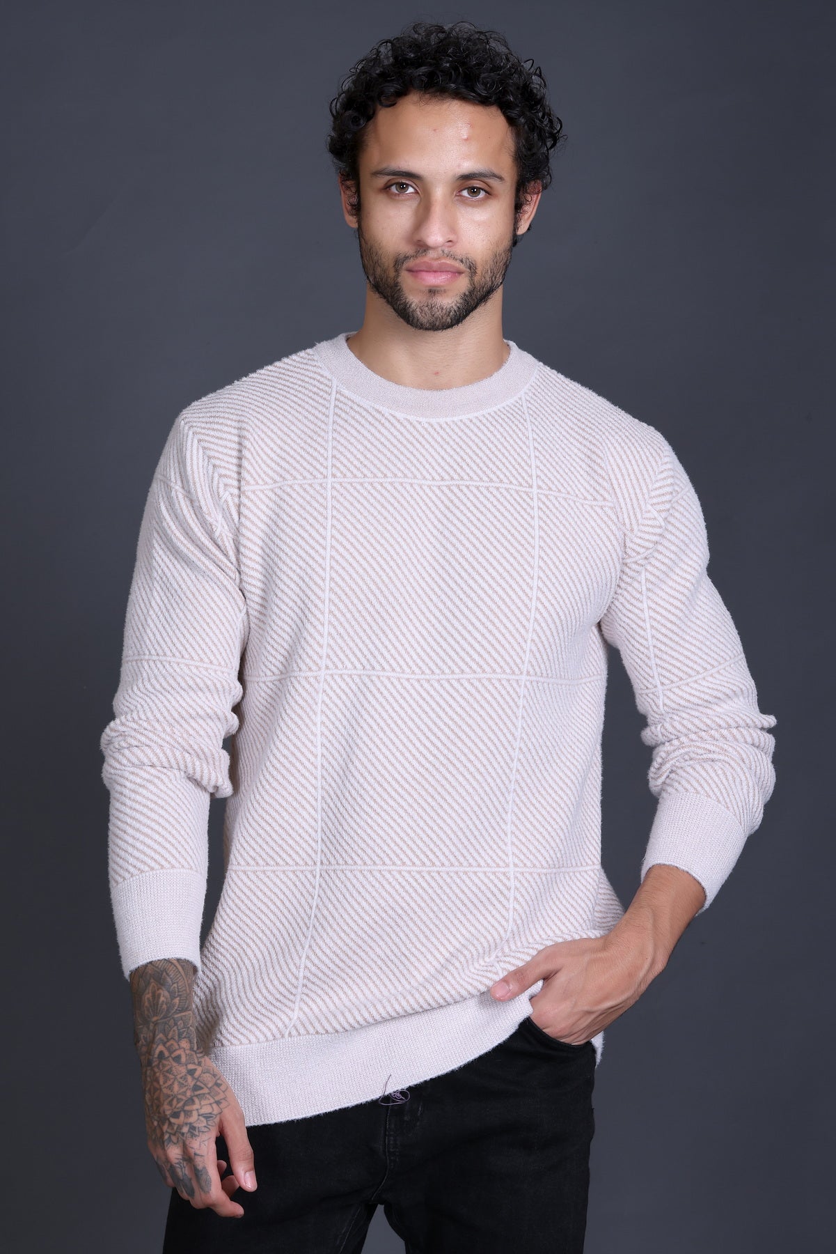 Men's Sweaters Winter wear Branded Round Neck Full Sleeve Woolen Knitted Pullover White