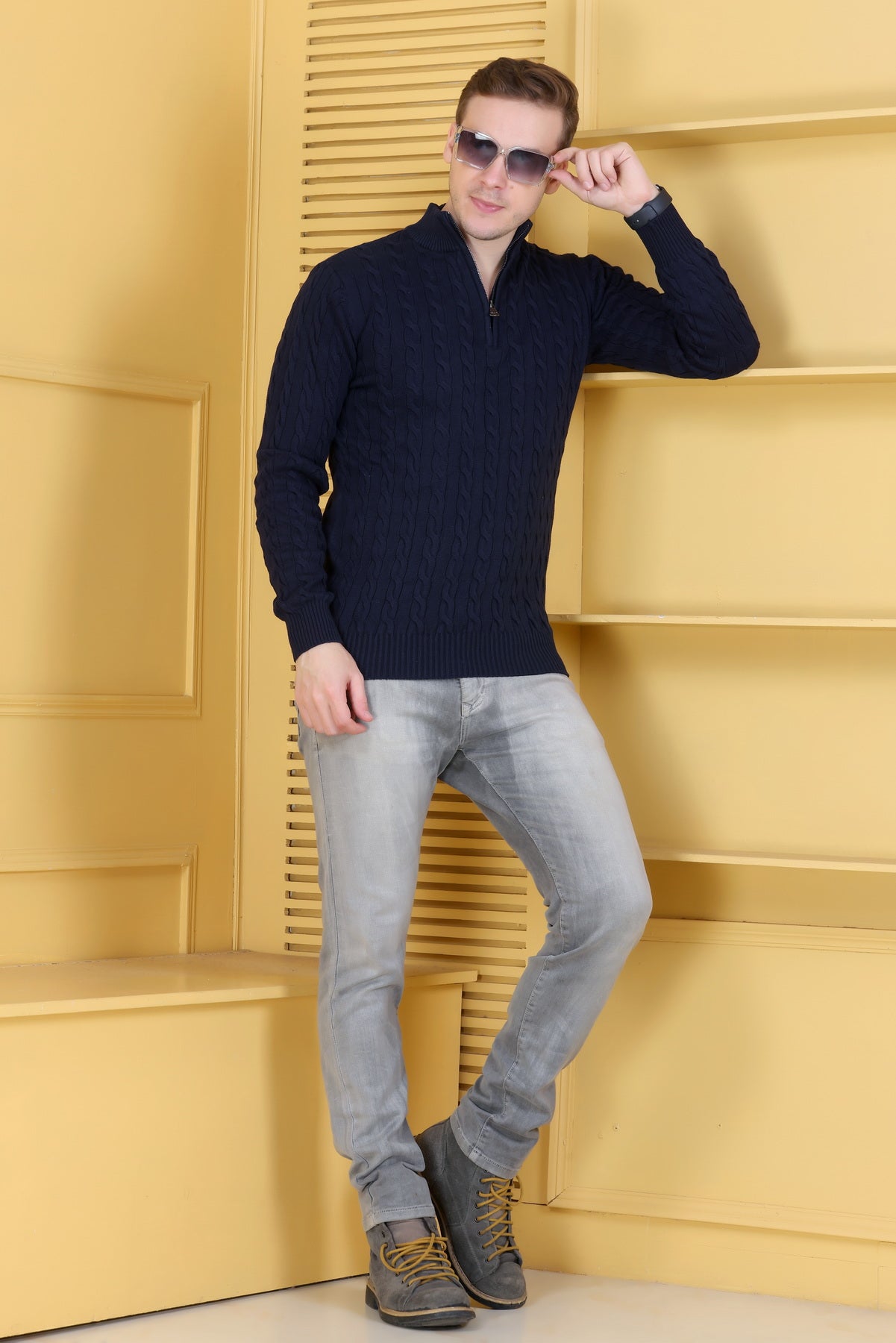 Men Solid Collared Neck Navy Sweater