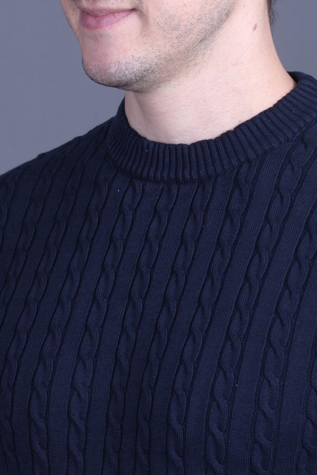 Men Solid Round Neck Navy Sweater