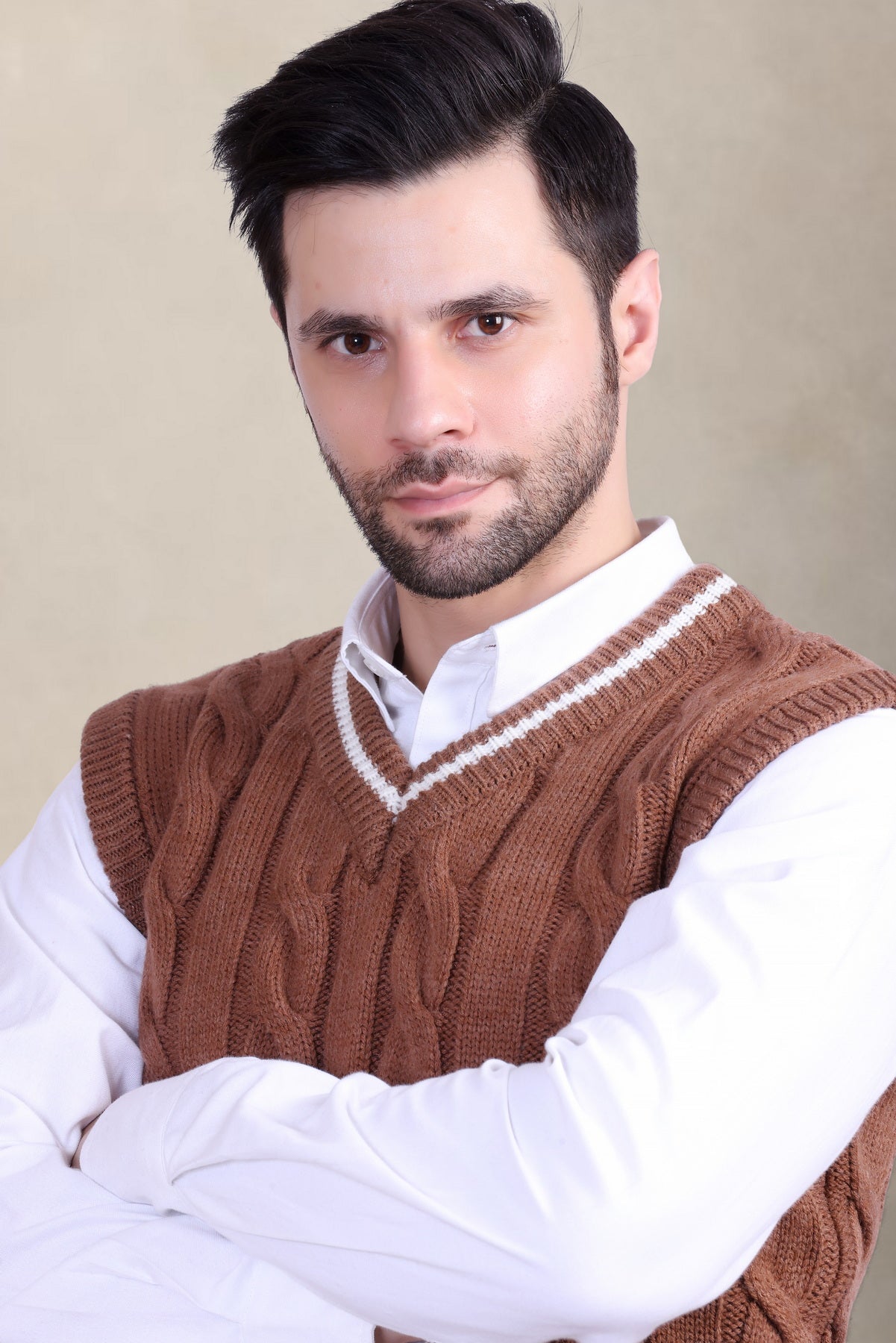 Rust Brown Cable Knit Sleeveless Sweater Vest