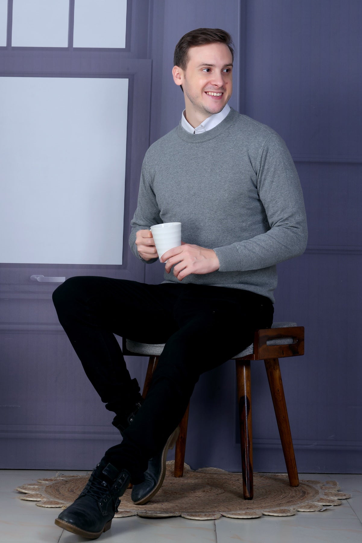 Men’s Solid  Grey Knit Sweater