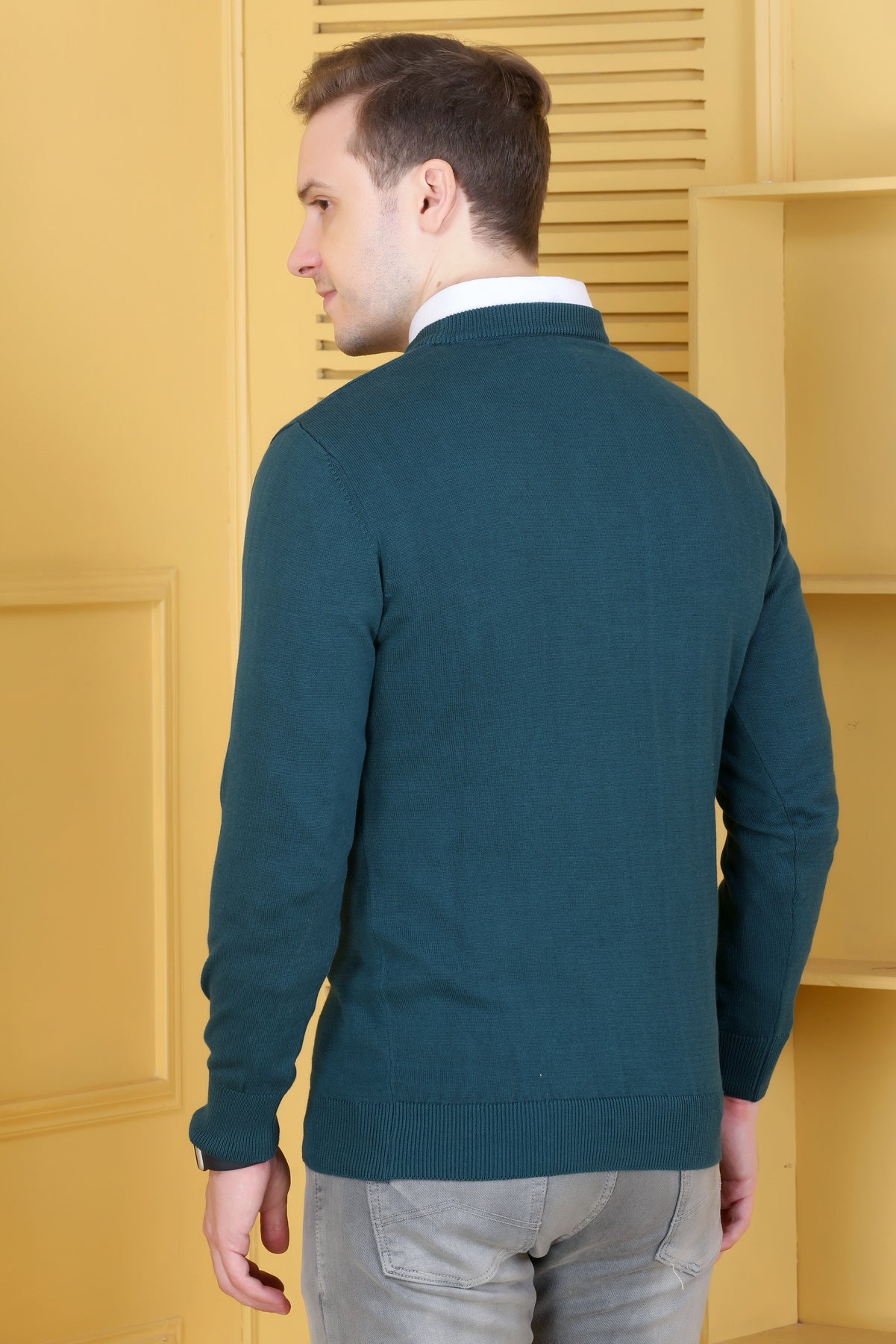 Men’s Solid Olive Green Knit Sweater