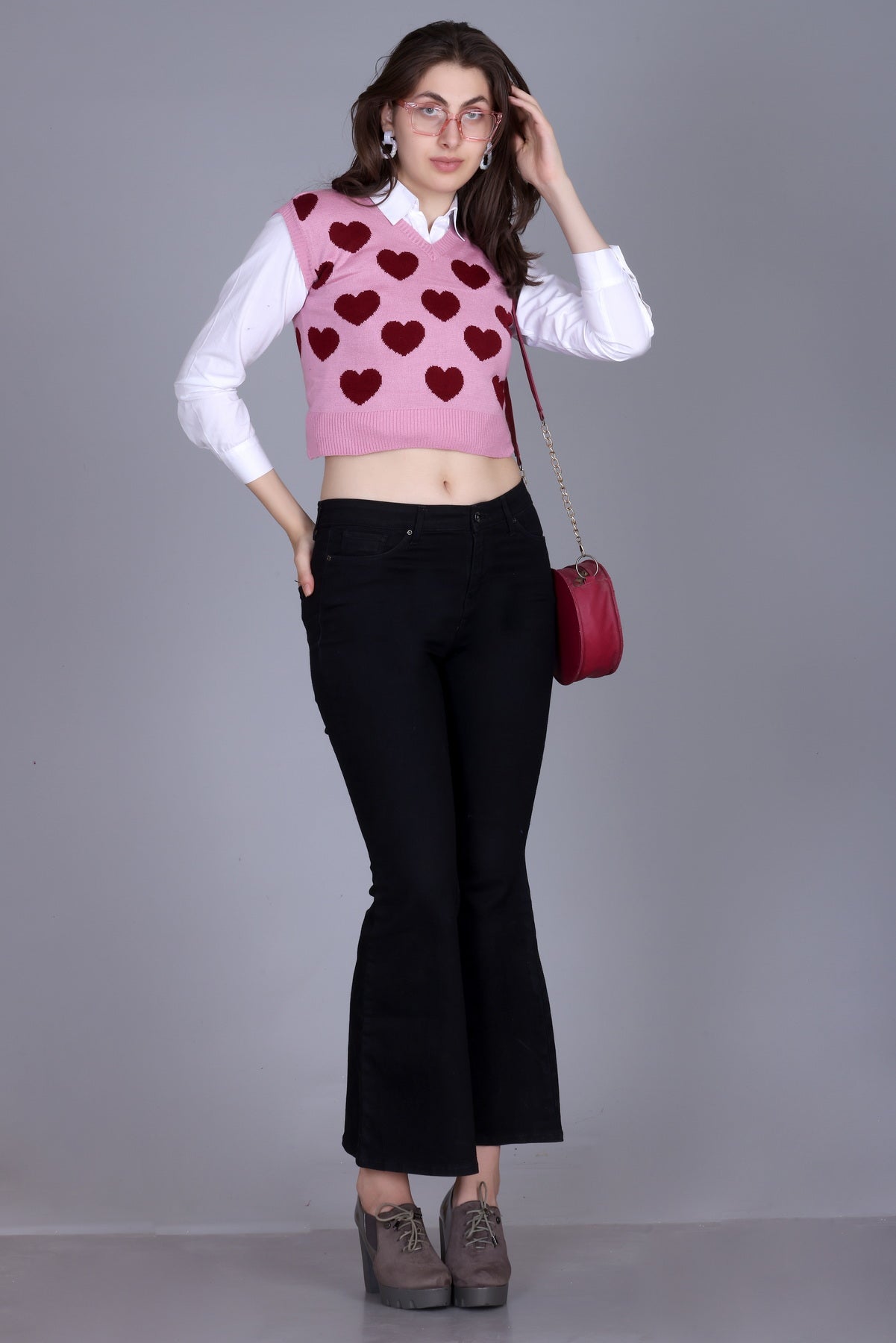 Women’s Pink Heart Pattern Knit Crop Sweater