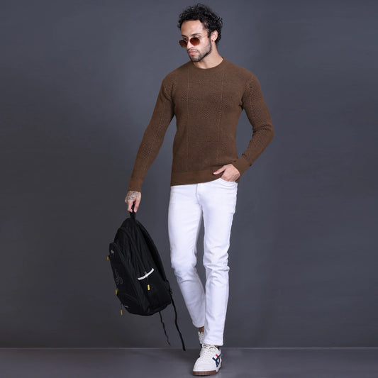 Round Neck Full Sleeve Knitted Pullover